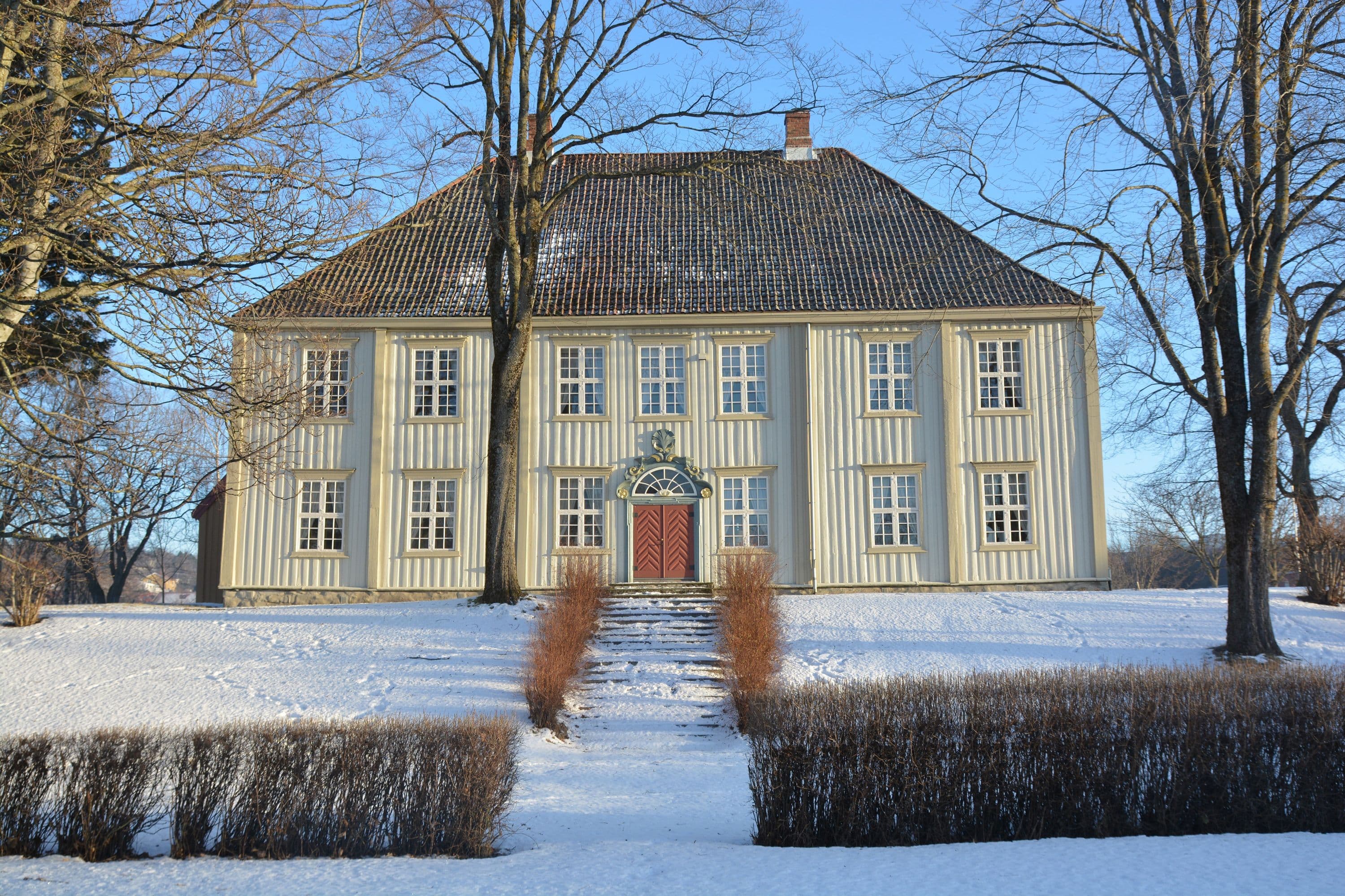 Picture of NTVAs historie 1955 – 2025: Akademiet for nyttig vitenskap